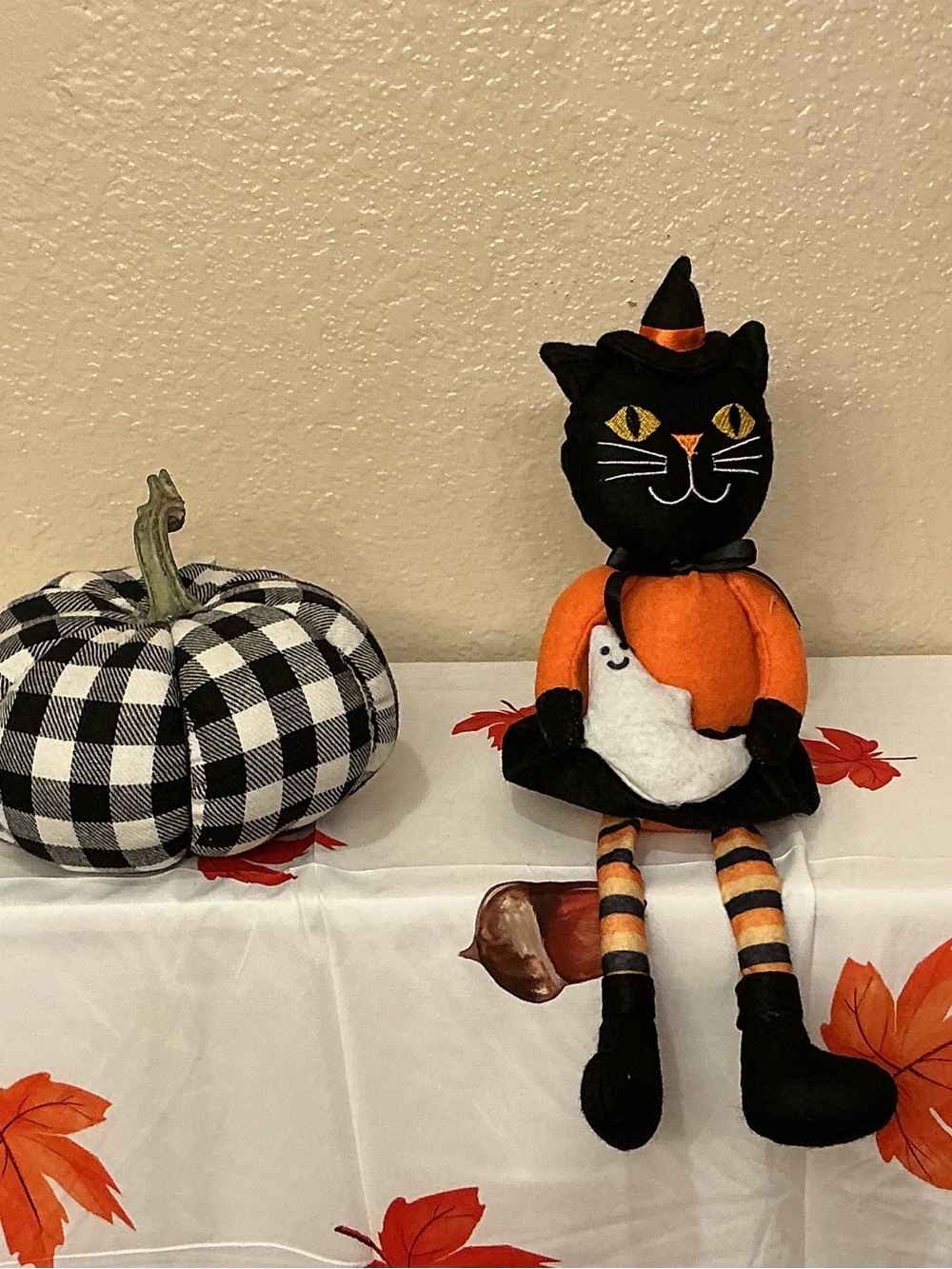 Black Cat Halloween Plush Decor in Orange and Black. New.